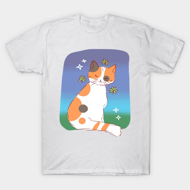 Lucky Calico T-Shirt by saradaboru